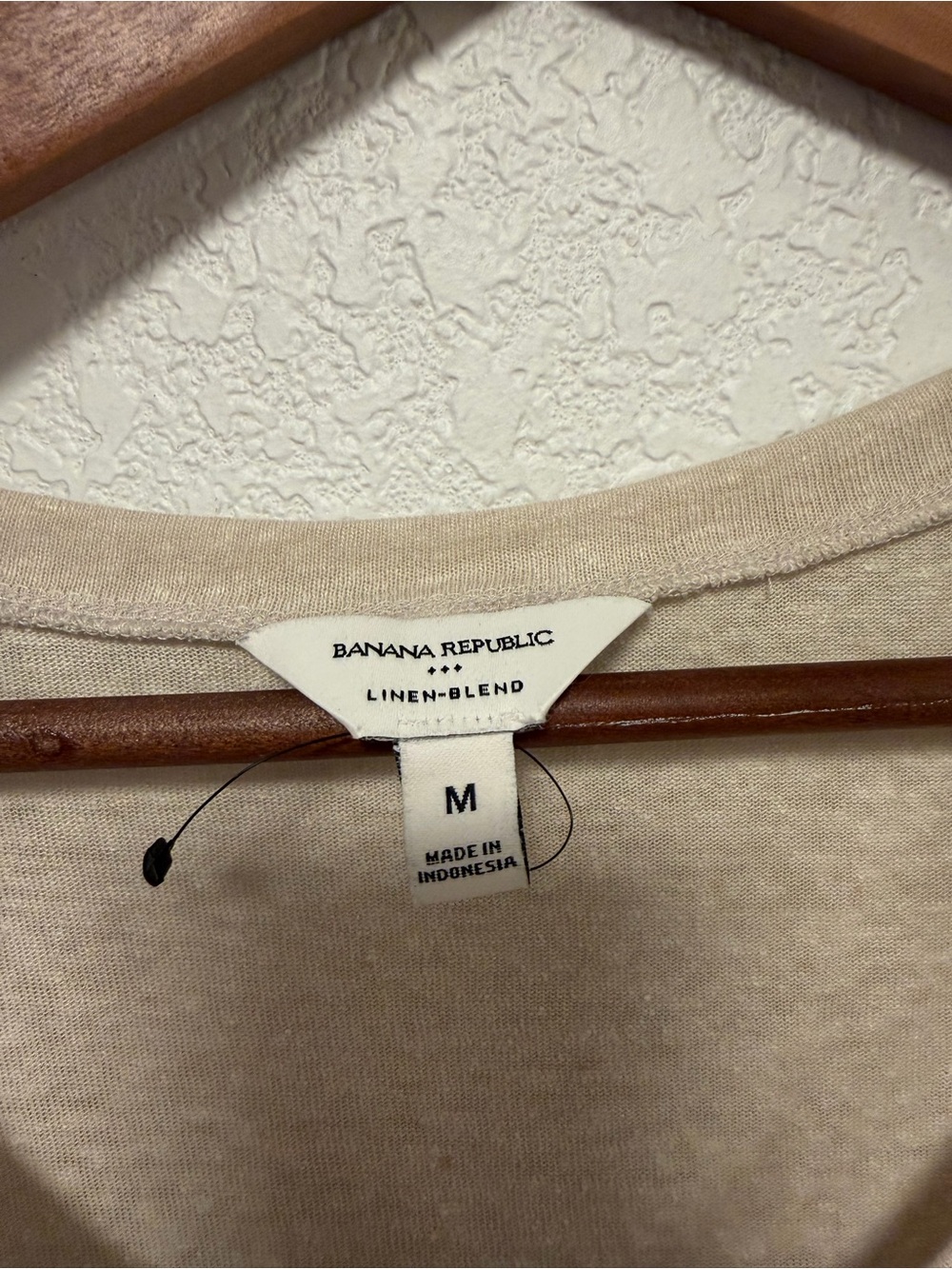 Banana Republic Factory Beige Scoop Neck Linen Blend Tank Top - Picture 2 of 3